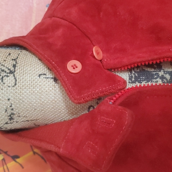 Emporium Capwell Vintage 1980s Red Suede Leather Jacket - Picture 5 of 9